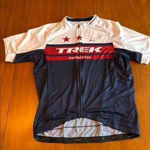 NWT Trek Cycling Jersey - Washington DC Custom by Bontrager (Men’s XL, Fitted)